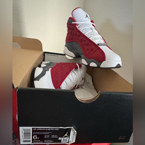 jordan 13 gym red on feet